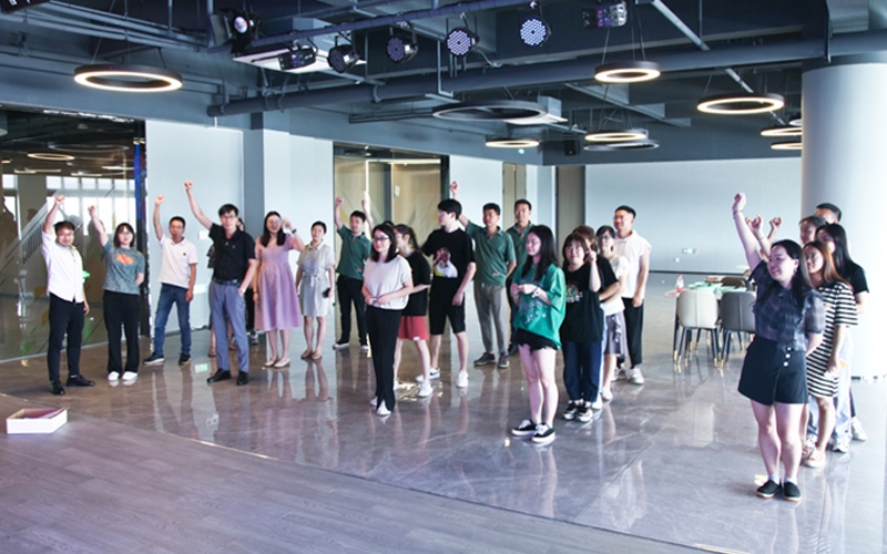 打造快乐团队——CQ9传奇电子七·一团建活动